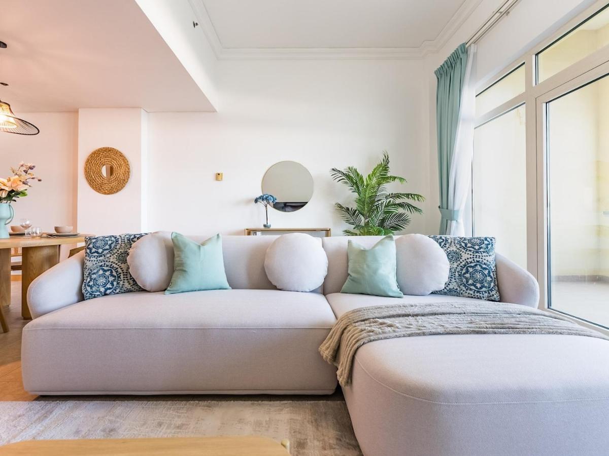 Beachfront Sea View 1br-jash Falqa- Palm Jumeirah Apartment *